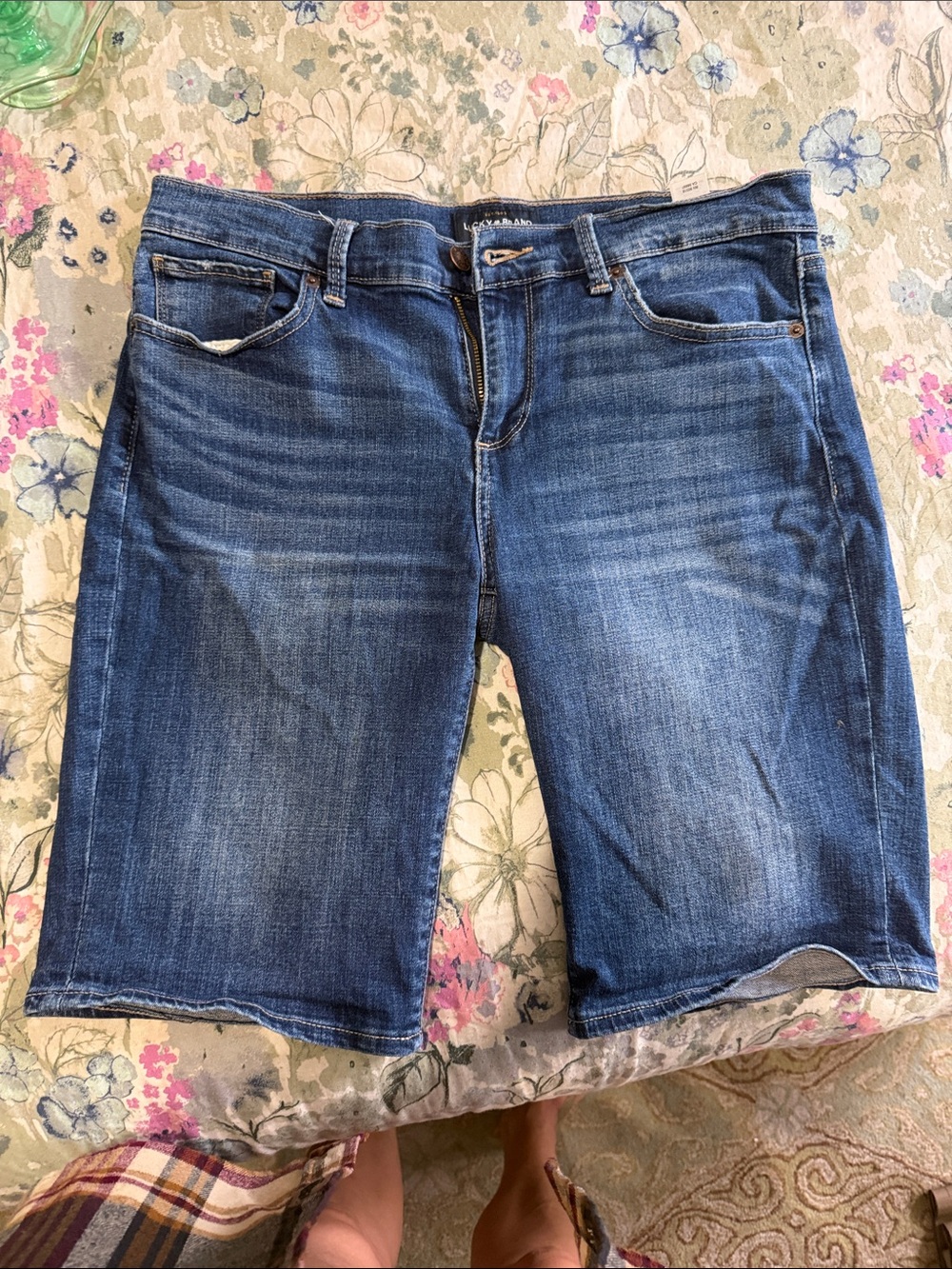 Lucky brand Bermuda shorts